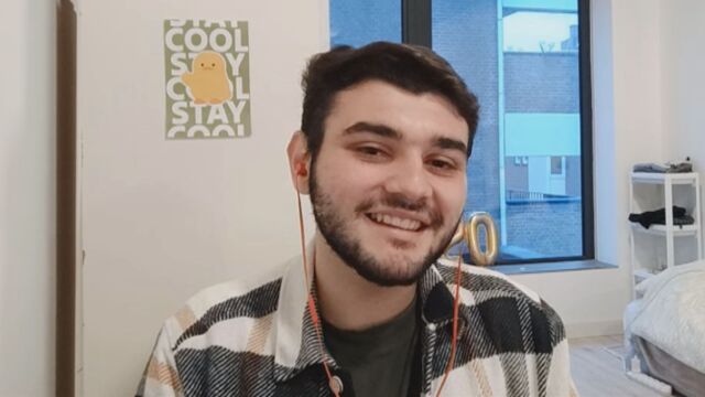 20 годишният Мартин Маринов учи креативна медия и гейм технологии в
