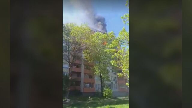 91 годишен мъж е спасен от горящия апартамент в Люлин Той