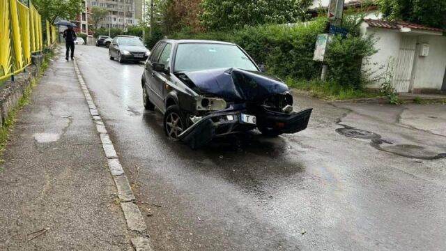 Няколко инцидента са станали в дъждовната сутрин в София За