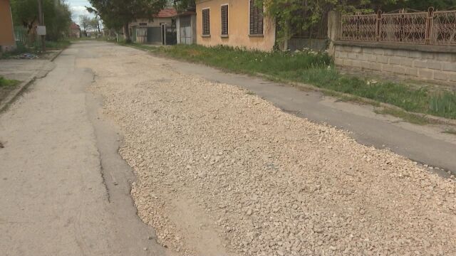 Пропадаща улица в Бяла Слатина беше основно ремонтирана и асфалтирана