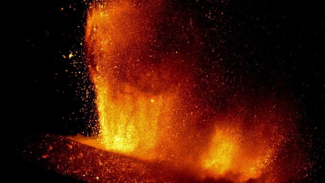 Ново изригване на вулкана Етна Заради дима няколко полета са