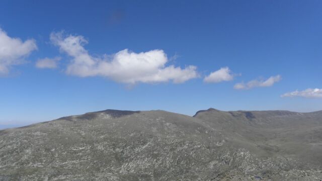 Спасиха петима френски туристи изгубили се в района на връх