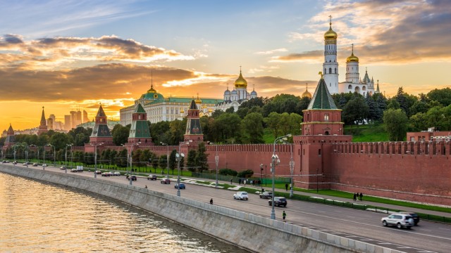 Кремъл нарече глупости публикациите че руският президент Владимир Путин планира