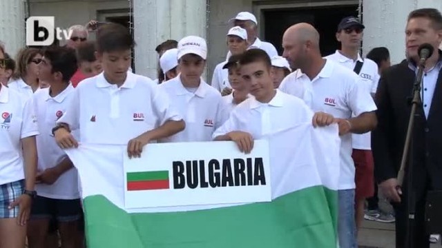 8 момчета и 6 момичета представят България на европейското по ветроходство (ВИДЕО)