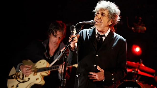 Обвинения в сексуално посегателство срещу Боб Дилън