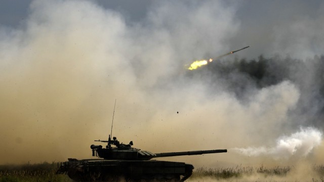 Украински военни ще преминат обучение за германските танкове Леопард 2 в