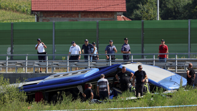 12 загинали и над 40 ранени при катастрофа с автобус в Хърватия
