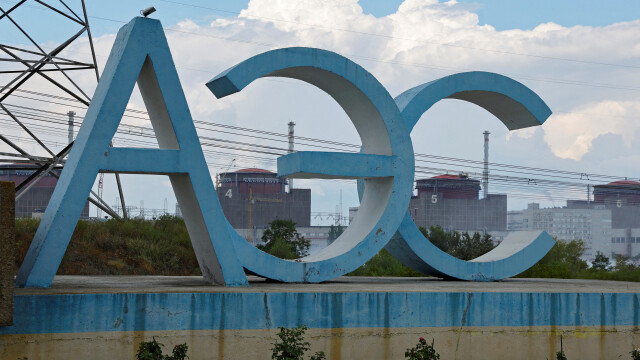 Украйна възстанови електрозахранването на окупираната от Русия Запорожка АЕЦ след