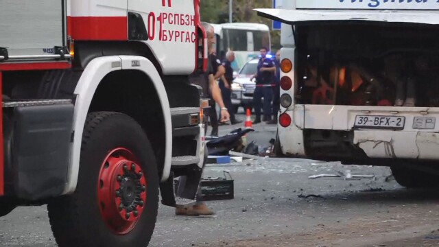 Автобусът с нелегални мигранти който удари патрулка и уби двама