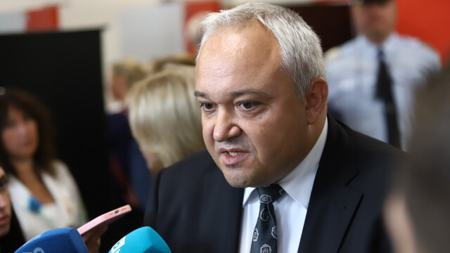 МВР проверява дали бившият вътрешен министър Иван Демерджиев си е