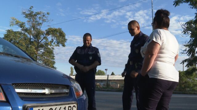 Жена от Хасково получи неочаквана помощ от полицаи Катя Ангелова