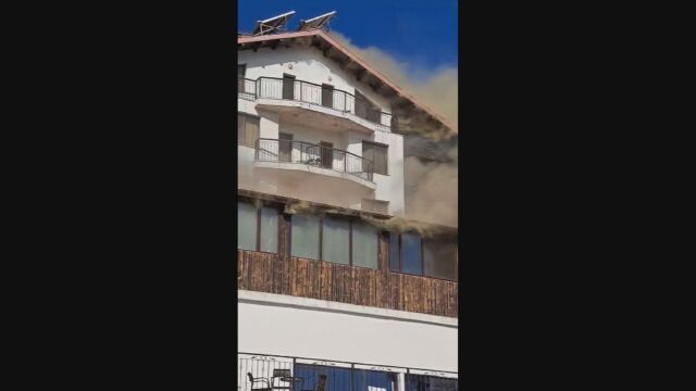 Пожар и спешна евакуация в планината 4 етажен хотел близо