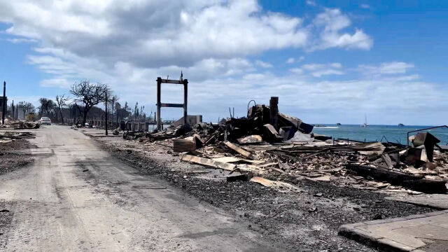 Броят на жертвите на пожара на хавайския остров Мауи расте