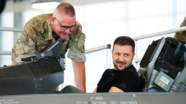 Третата държава която ще предостави изтребители F 16 на Украйна е