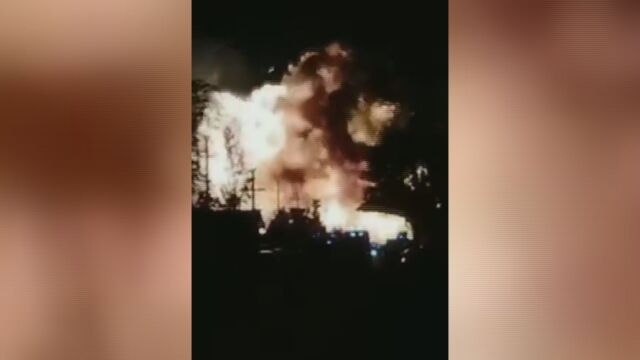 Две експлозии в бензиностанцията в станаха снощи в румънския град Креведия
