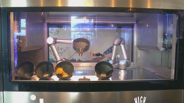 Ресторант в Германия назначи робот за главен готвач Според собственика