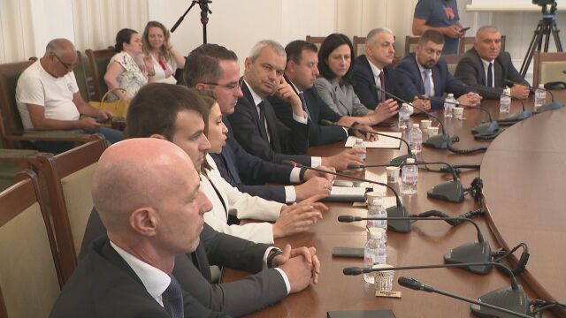 Големи съвпадение намериха по време на преговорите помежду си депутатите