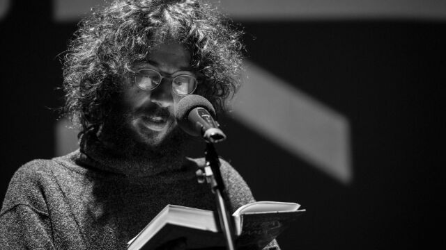 Починал е поетът Захари Захариев съобщи БТА Поклонението пред него ще е