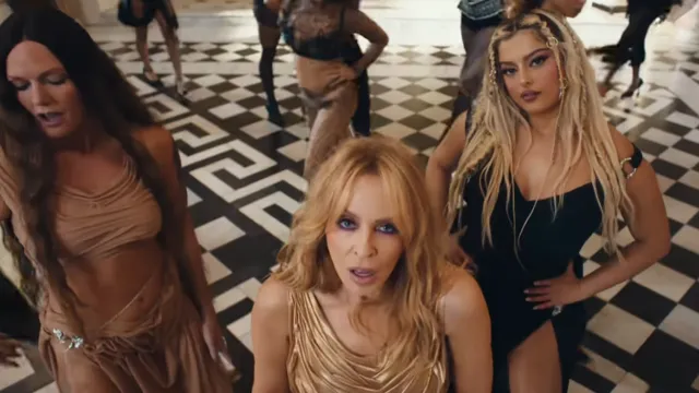 Вижте новото видео на Kylie Minogue