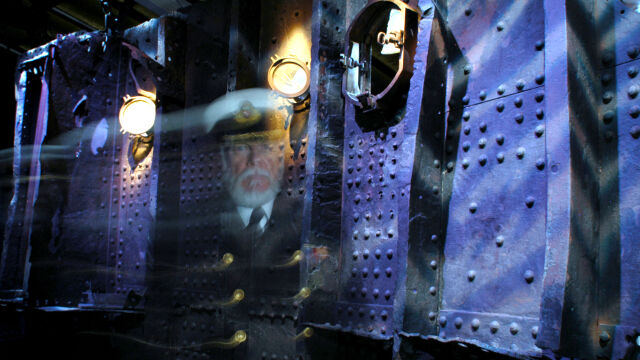 Рядко срещани артефакти извадени от Титаник разкриват неразказани истории за