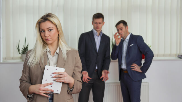 Женомразството ще се третира като форма на екстремизъм според новите