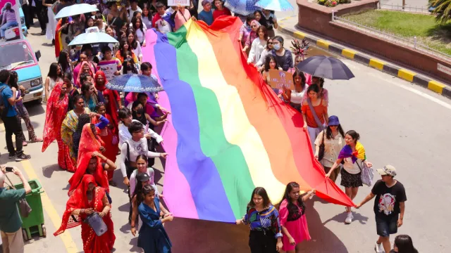  ЛГБТ церемониал в Непал 