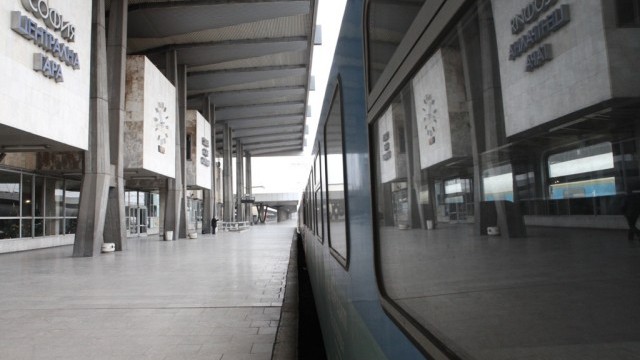БДЖ въвежда електронно издаване на билети във влака  Услугата се предлага