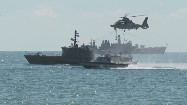  Кабинетът разреши изпращането на до 10 военнослужещи за Противоминната военноморска
