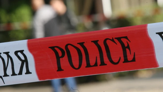 Мъж блъсна с колата си 2 годишно момиченце в Синеморец съобщиха