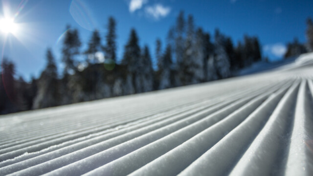 Отлага се официалното отваряне на ски център Ястребец в Боровец