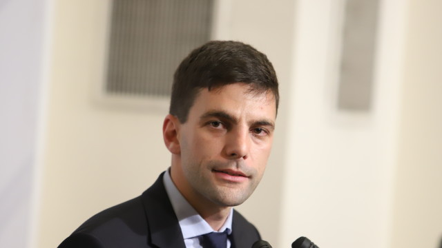 Никола Минчев ще е кандидат за евродепутат от Продължаваме Промяната Той