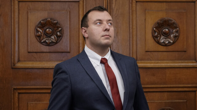 Възраждане ще издигне адвокат Петър Петров за председател на 49