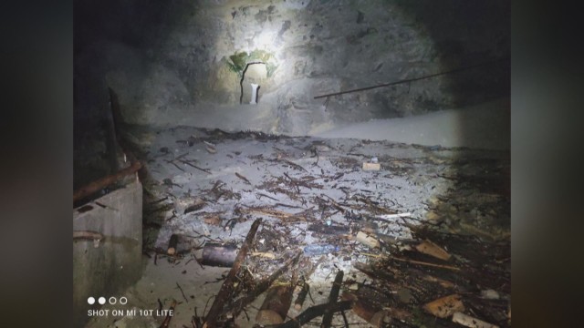 Дъждовете в Родопите наводниха пещерата Дяволското гърло и разрушиха част