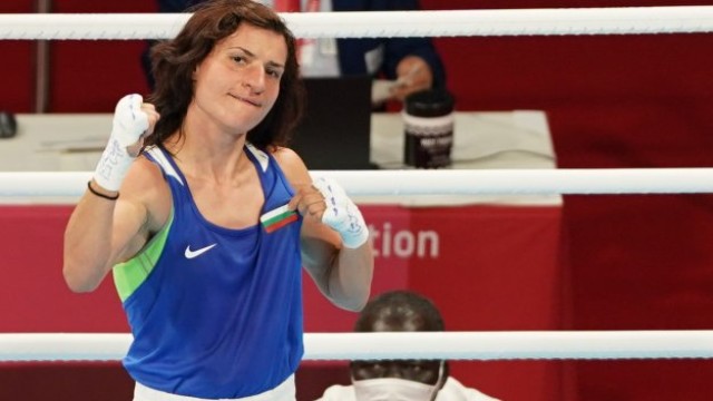 Олимпийската шампионка в кат до 51 кг Стойка Кръстева беше