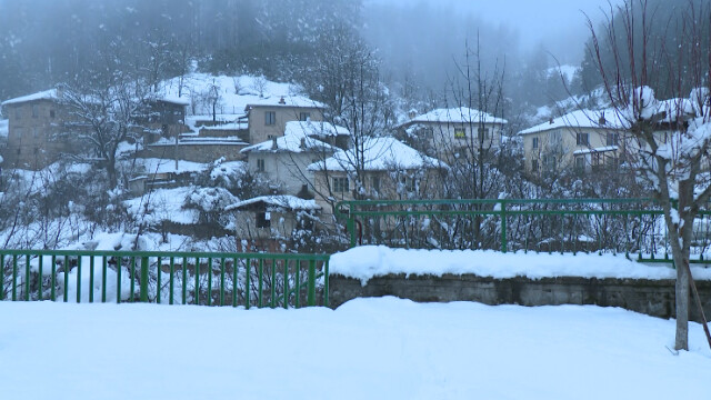 Продължава възстановяването на засегнатите от пороите села в Родопите Много
