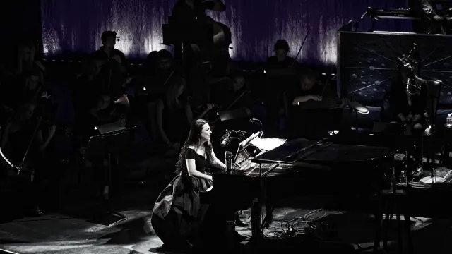 Evanescence представиха кавър на „Across the Universe“ на The Beatles