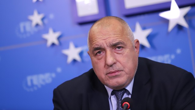 Лидерът на ГЕРБ Бойко Борисов критикува изпълнителната власт за високите