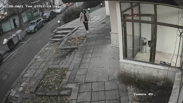 Задържаха 22 годишен мъж за кражбата от офис в софийския