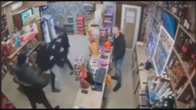 Столичната полиция изяснява случай на брутална агресия в денонощен магазин