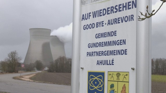 В Германия спира три действащи атомни електроцентрали Ангажиментът за отказ от