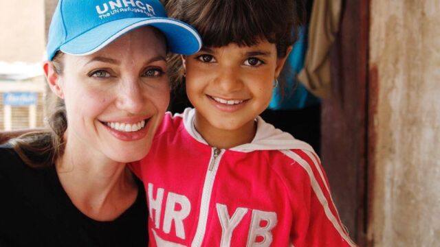 Американската актриса Анджелина Джоли заяви че се оттегля от ролята