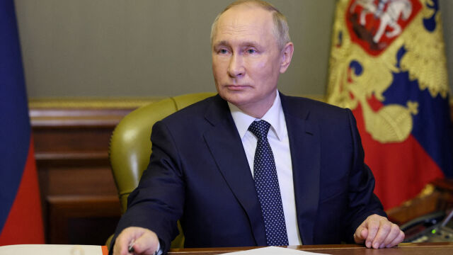 "Ще бъда с народа": Путин ще се кандидатира за пети мандат като президент на Русия