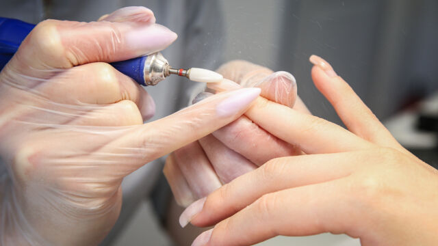 Гел лаковете могат да провокират сериозни алергии За втори път