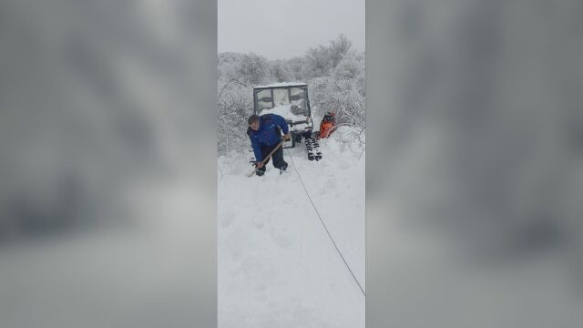 Бедстващо семейство бе спасено от село Конарското община Трявна след