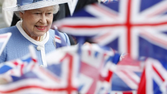 Кралица Елизабет II почина на 96 годишна възраст В 70 годишното си