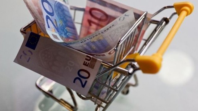 При замяната на лева с евро, стоките и услугите ще поскъпнат ли двойно?
