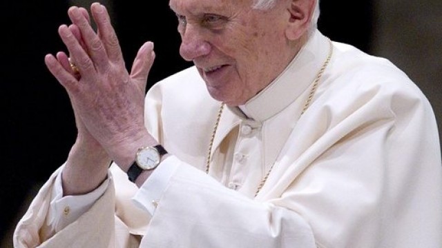 Последните думи на покойния папа Бенедикт XVI са били Исусе