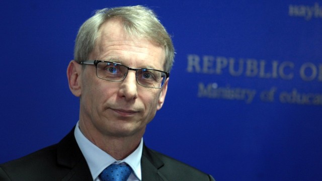 Министър председателят Николай Денков заминава по късно днес за Вилнюс където ще