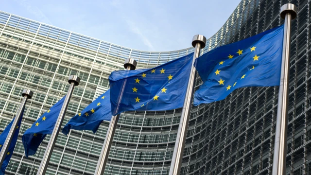 Европейската комисия не вярва в твърденията на Кремъл за българска