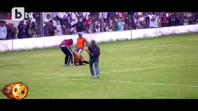 Жесток бой между играчи и стюарди в Аржентина (ВИДЕО)